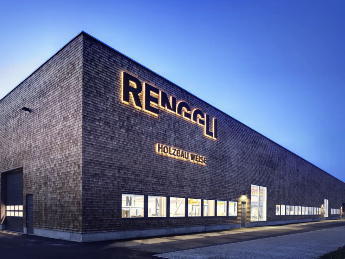 Gebäude von Renggli Holzbau als Symbolbild für das Online Marketing Projekt mit der Agentur Standout